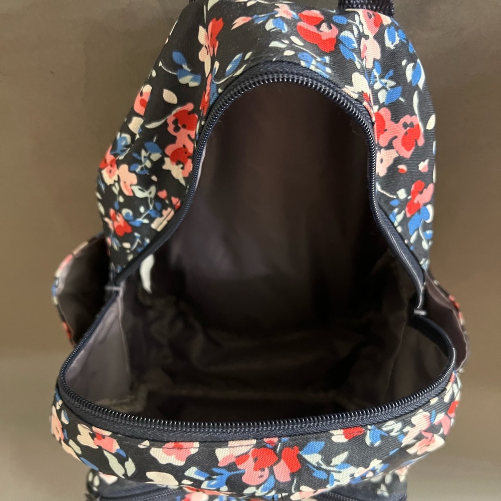 Spring Flower Backpack - Picture 2 of 2